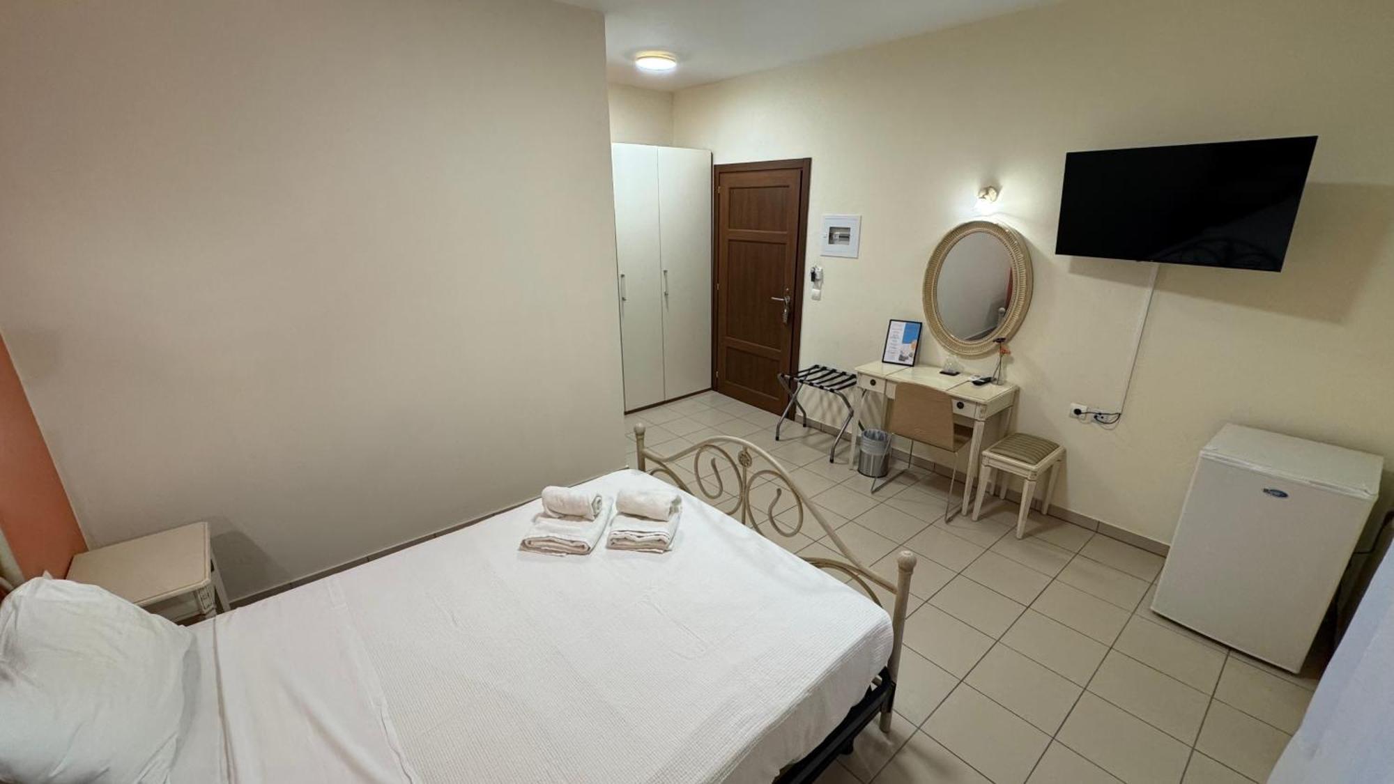 Chrisovalanto Hotel Sívota Cameră foto
